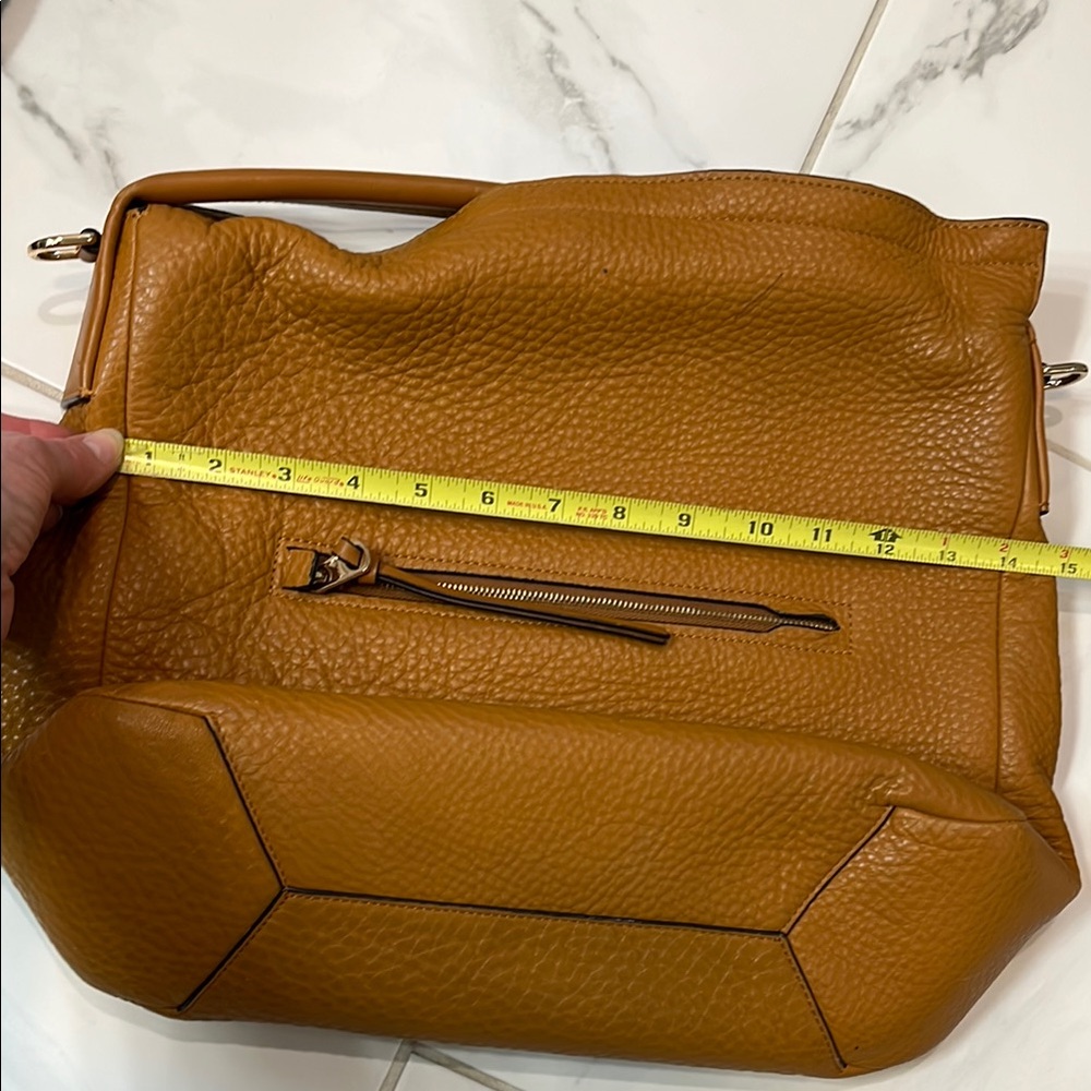 Coach Tan Pebbled Leather Shoulder Bag with Gold Hardware - Picture 8 of 9